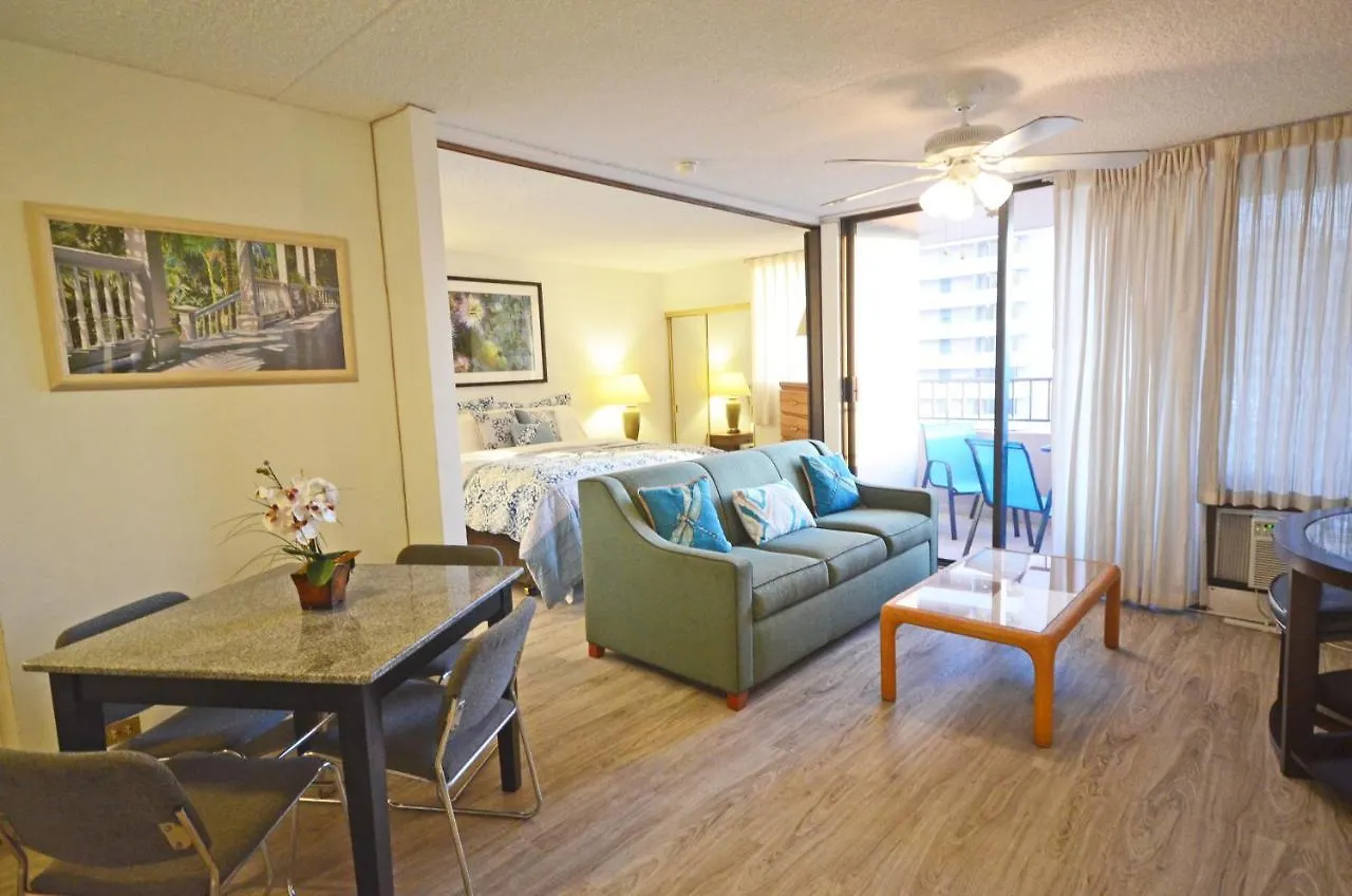 Royal Kuhio 1309 With King Bed, Free Parking/Wifi, Mins To Beach! Honolulu USA